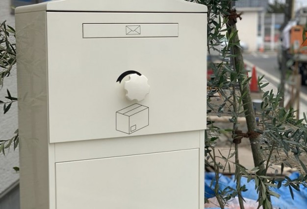 意外と簡単!?木製家具や床の補修はDIYで