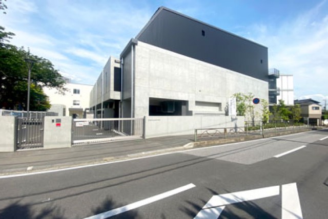 習志野市立谷津小学校(徒歩5分・約400m)