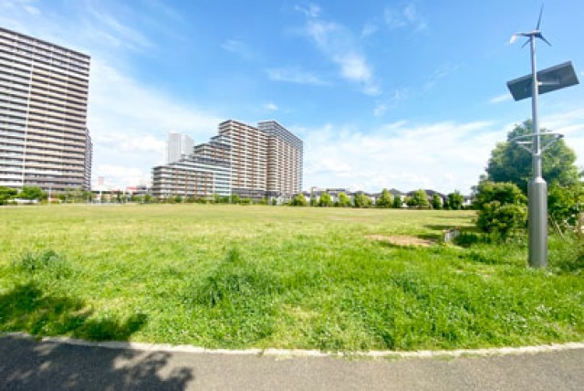 谷津奏の杜公園 (徒歩6分・約450m)