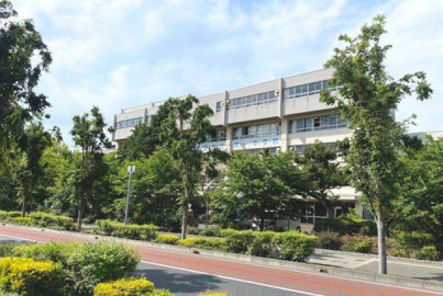 習志野市立第一中学校(徒歩8分・約600m)