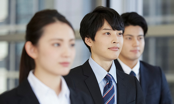 採用情報
