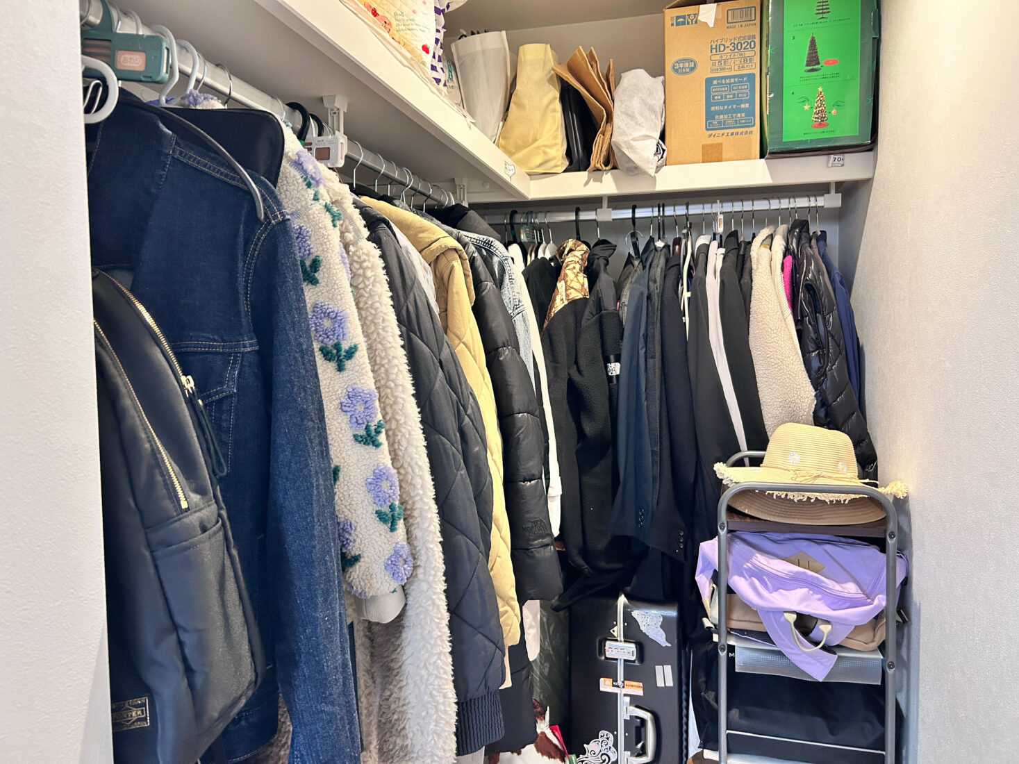 服がたっぷり収納できるWICはこちらを含めて、全部で2ヶ所に。